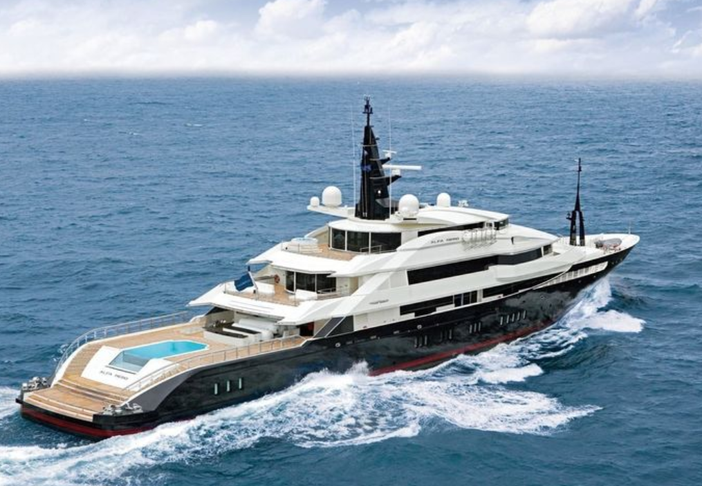 Alfa Nero superyacht Former Google boss Eric Schmidt acquires superyacht Alfa Nova